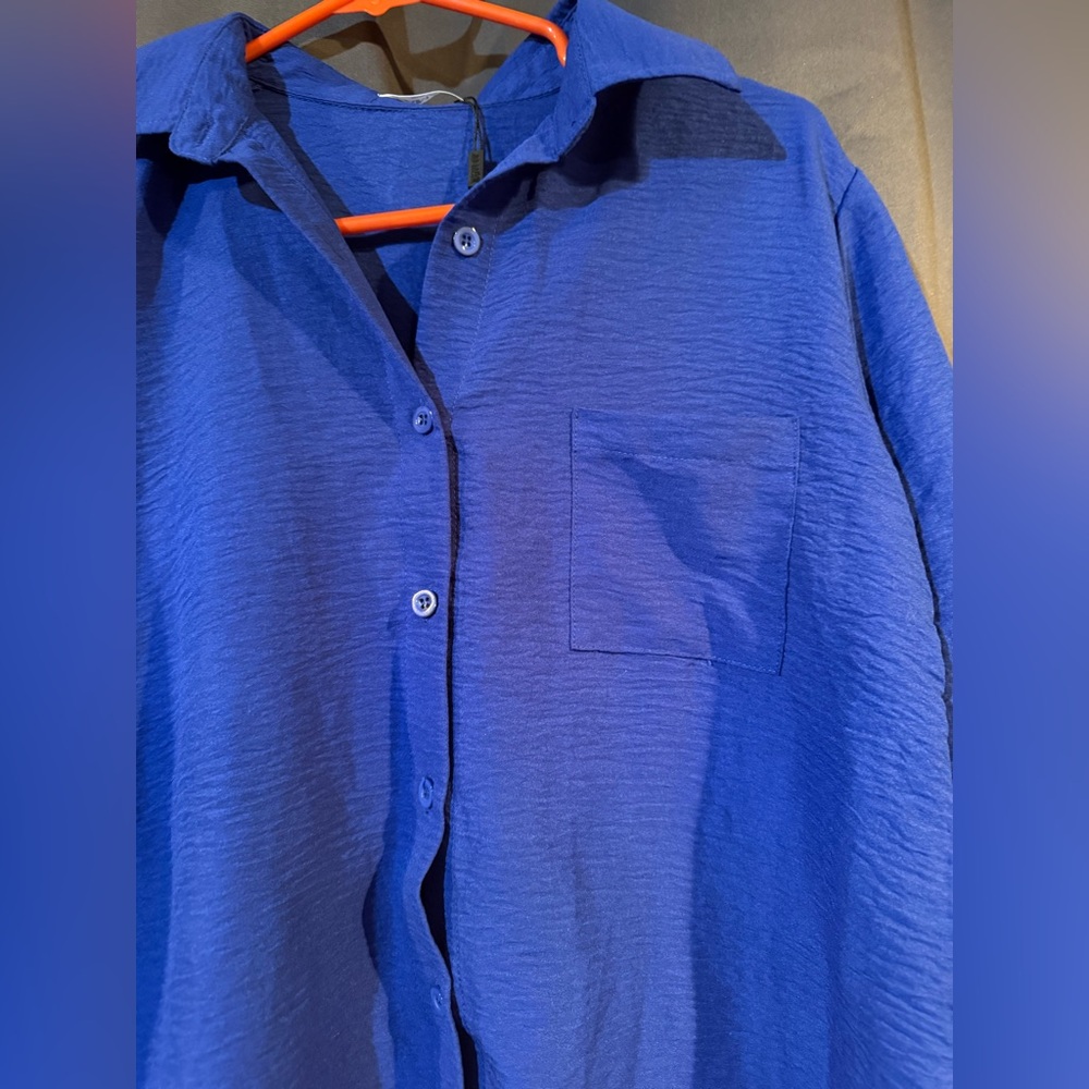 Women’s Rouched Casual Button Down Oversized Shirt Small BNWT - Picture 3 of 9